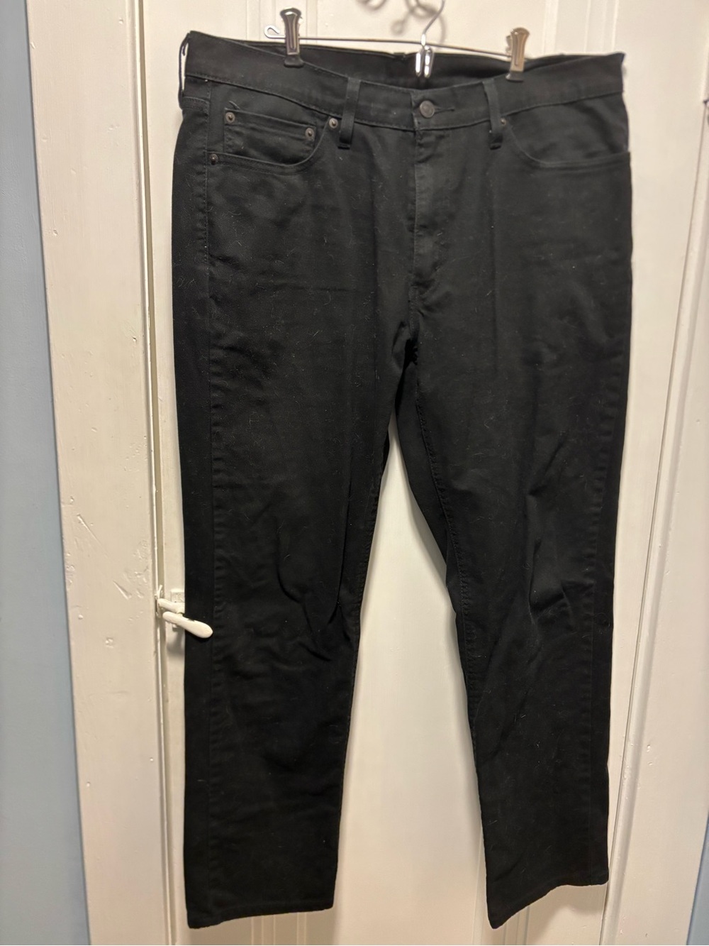 Levi's Slim Straight Jeans in Black